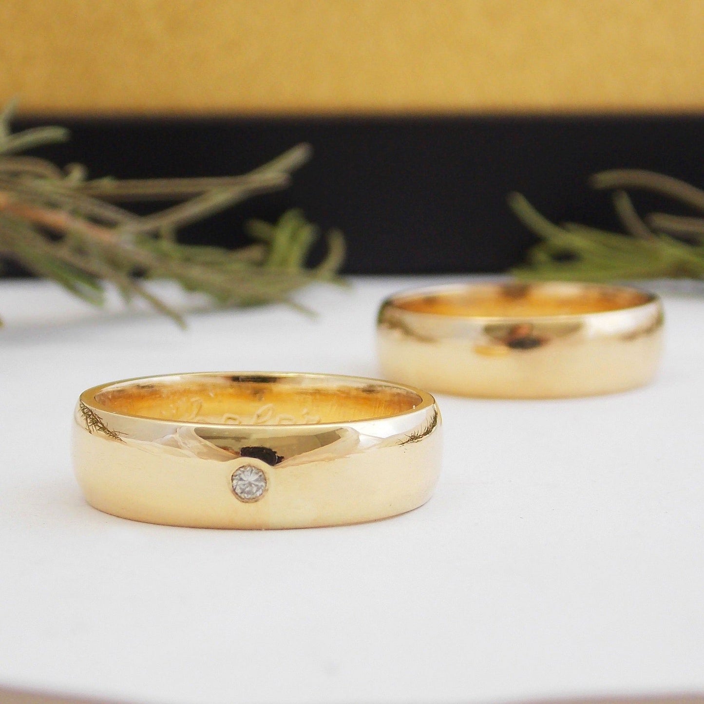 Alianças de Casamento Larga Ouro 18k Diamante