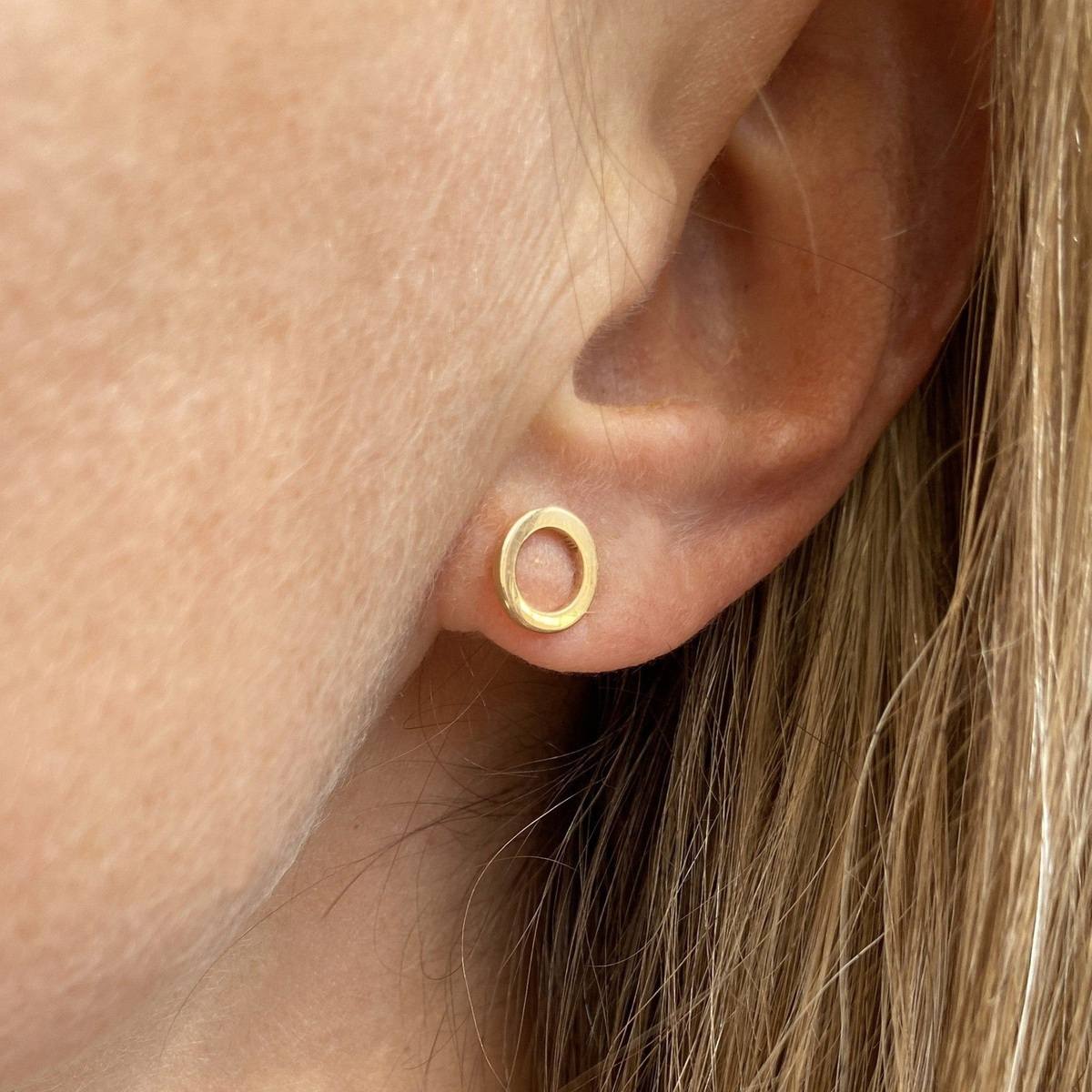 Brinco Circulo Vazado Ouro 18k