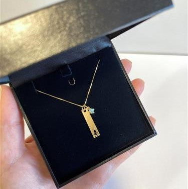 Colar Placa Menino e Topázio Ouro 18k