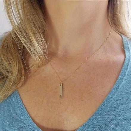 Colar Placa Retangular Menino Diamante Ouro 18k