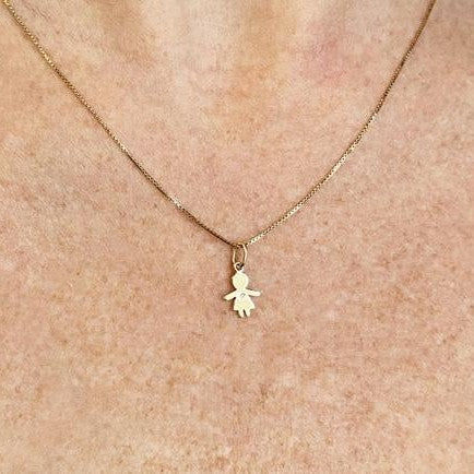 Pingente Menina 8mm Brilhante Ouro 18k