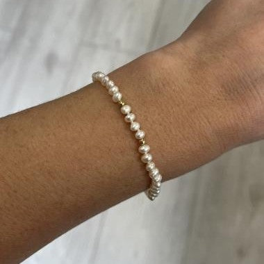 Pulseirinha de Pérolas Bolinhas Ouro 18k