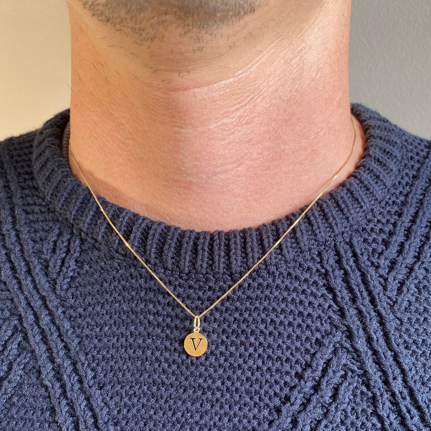 Pingente Medalha Letra Ouro 18k