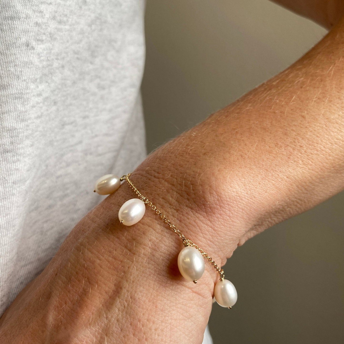 Pulseira de Ouro 18k Pingentes Pérolas