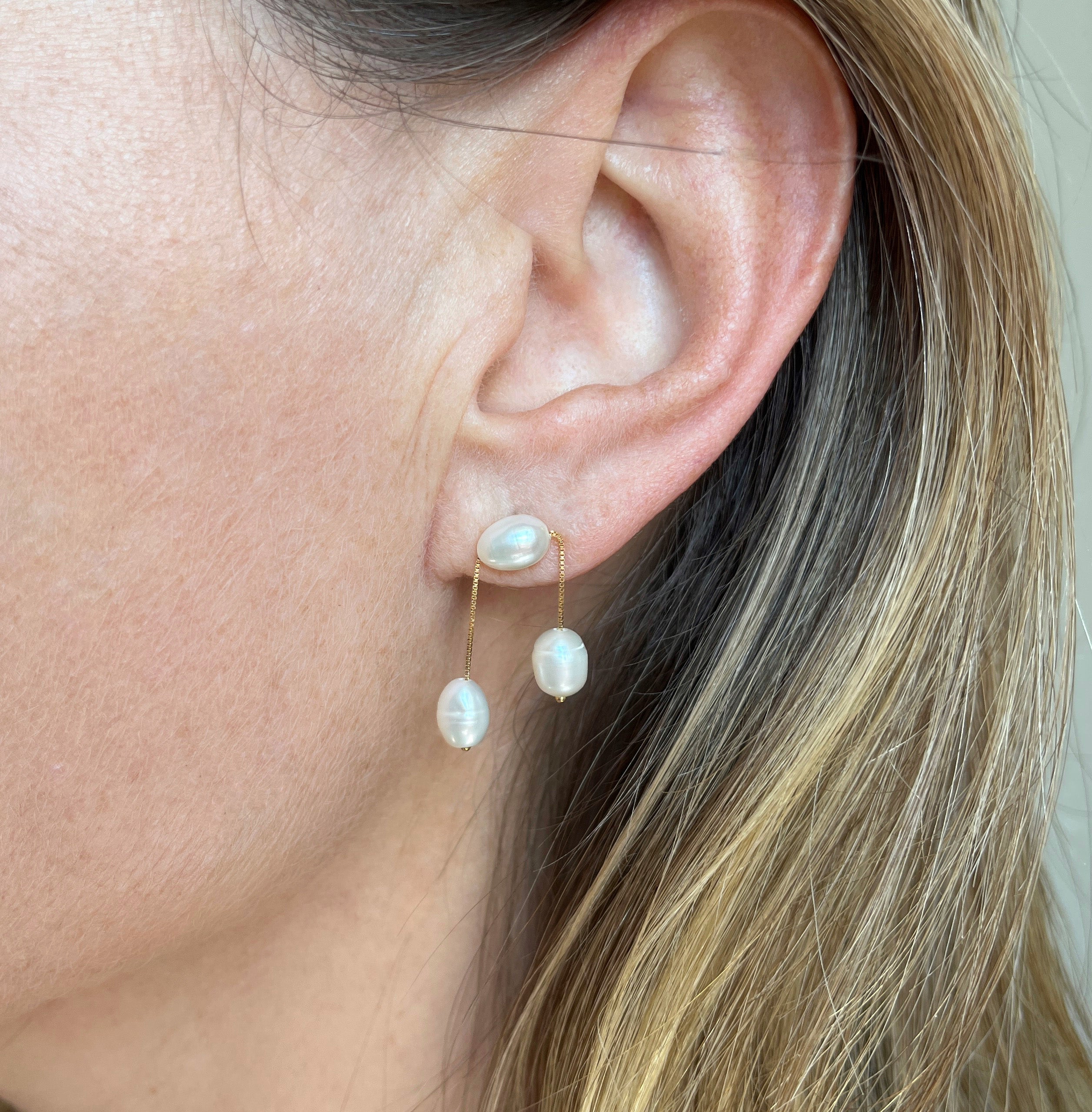 Brincos em Ouro 18k com Pérolas