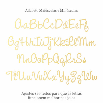 alfabeto na fonte para o colar de nomes