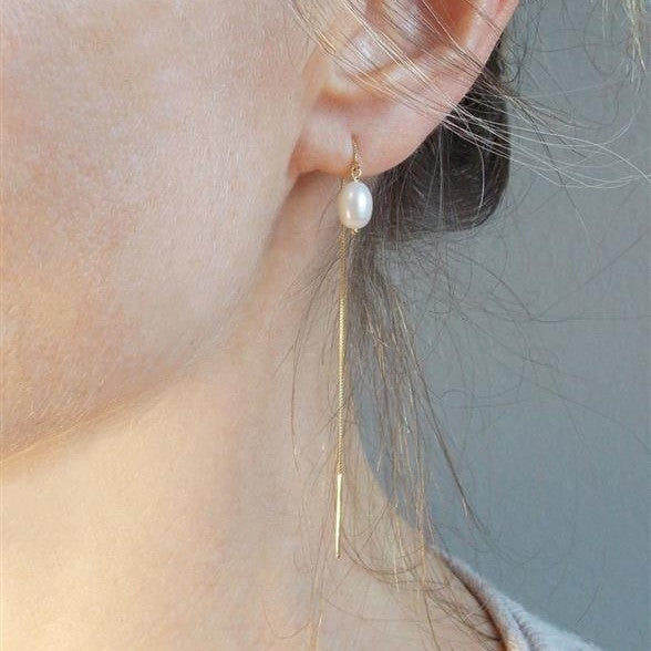 Brinco Corrente e Pérola Ouro 18k