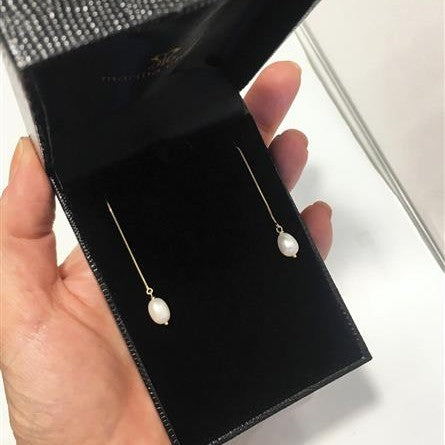 Brinco Corrente e Pérola Ouro 18k