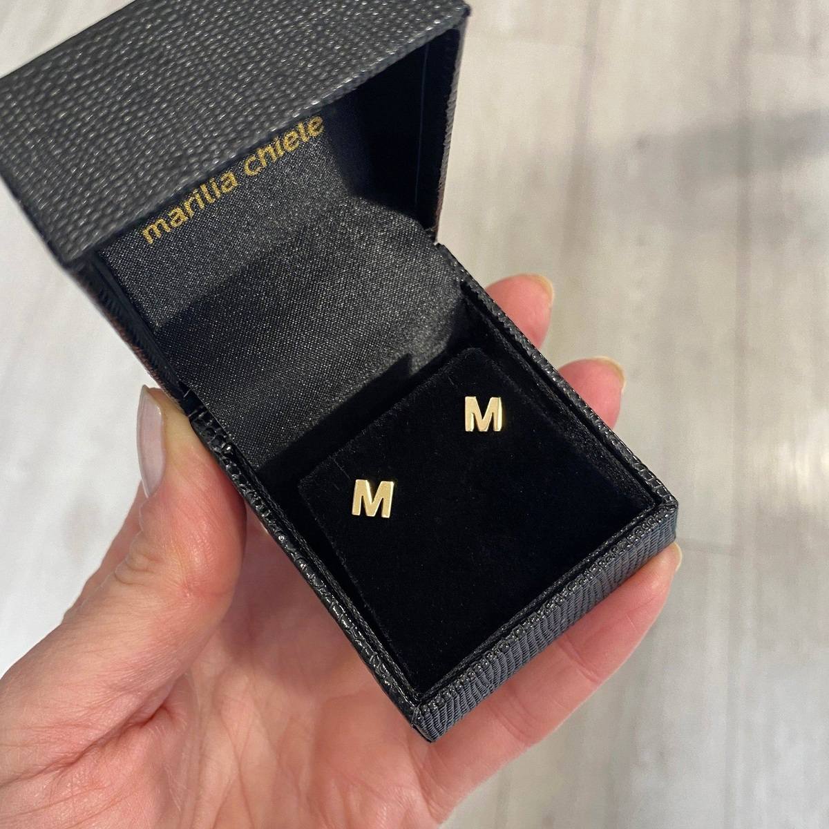 Brinco Letra Personalizada Ouro 18k