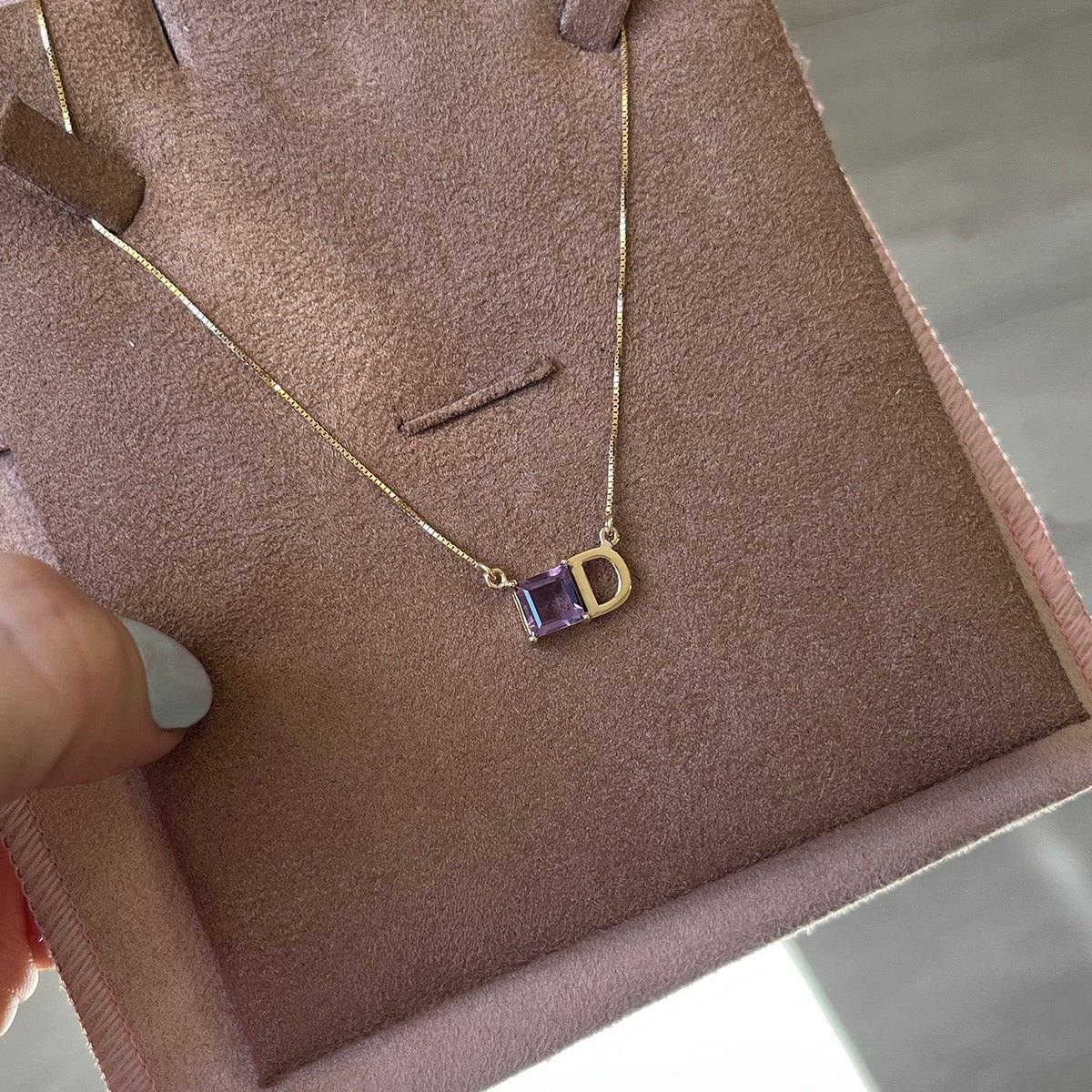 Colar Ametista e Letra Ouro 18k