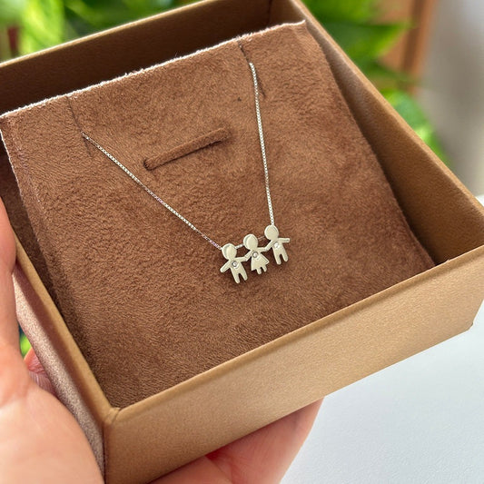 Colar Filhos de Mãozinha Diamantes Ouro 18k Rodinado