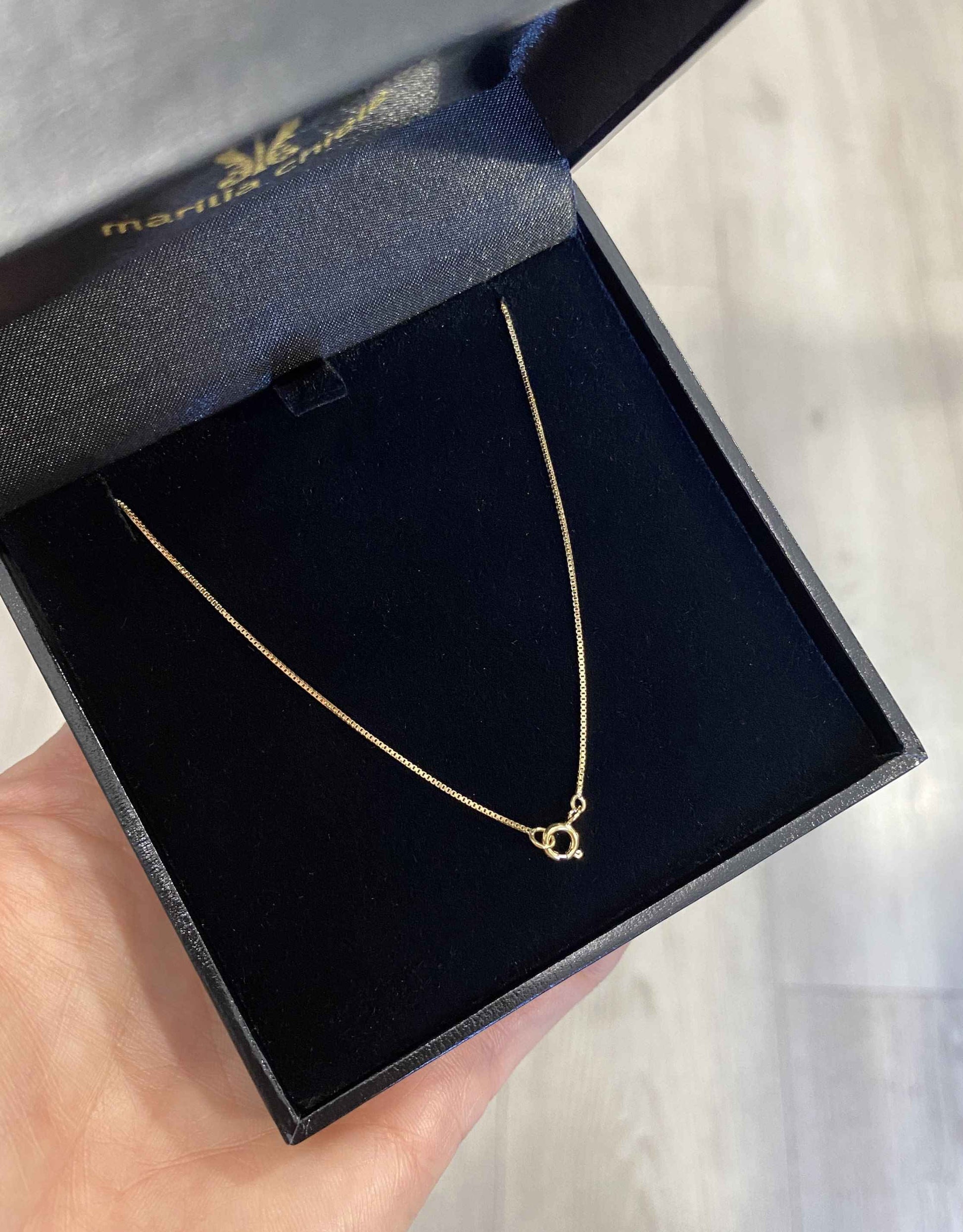 corrente veneziana 0,6mm media no estojo de joia