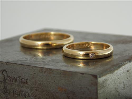 Alianças de Casamento com Diamante Ouro 18K