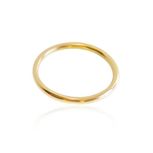 Anel de Ouro 18k Fio em fundo still