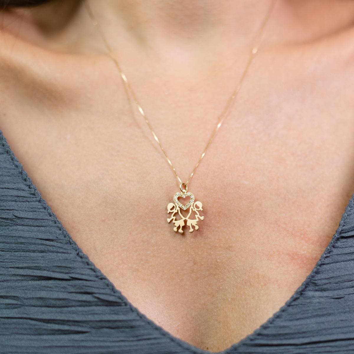 Pingente Casal Filhos Coração Brilhantes Ouro 18k