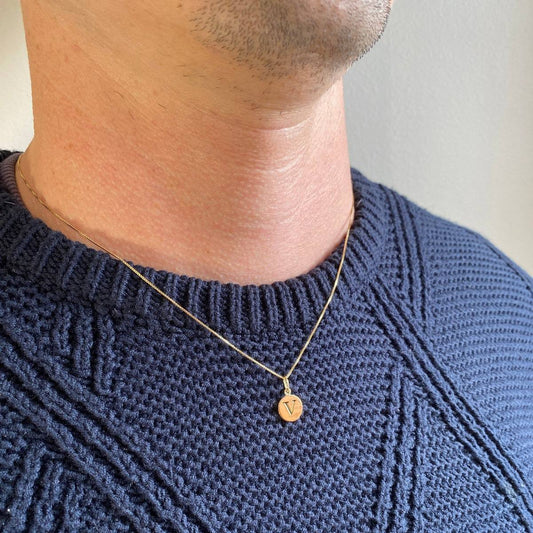 Pingente Medalha Letra Ouro 18k