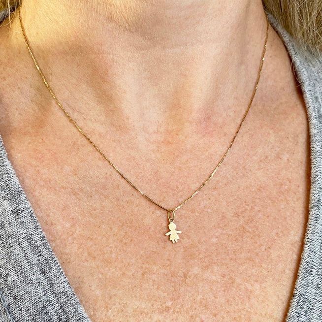 Pingente Menina 8mm Ouro 18k