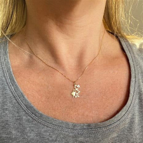 Pingente Menina e Pet Ouro 18k