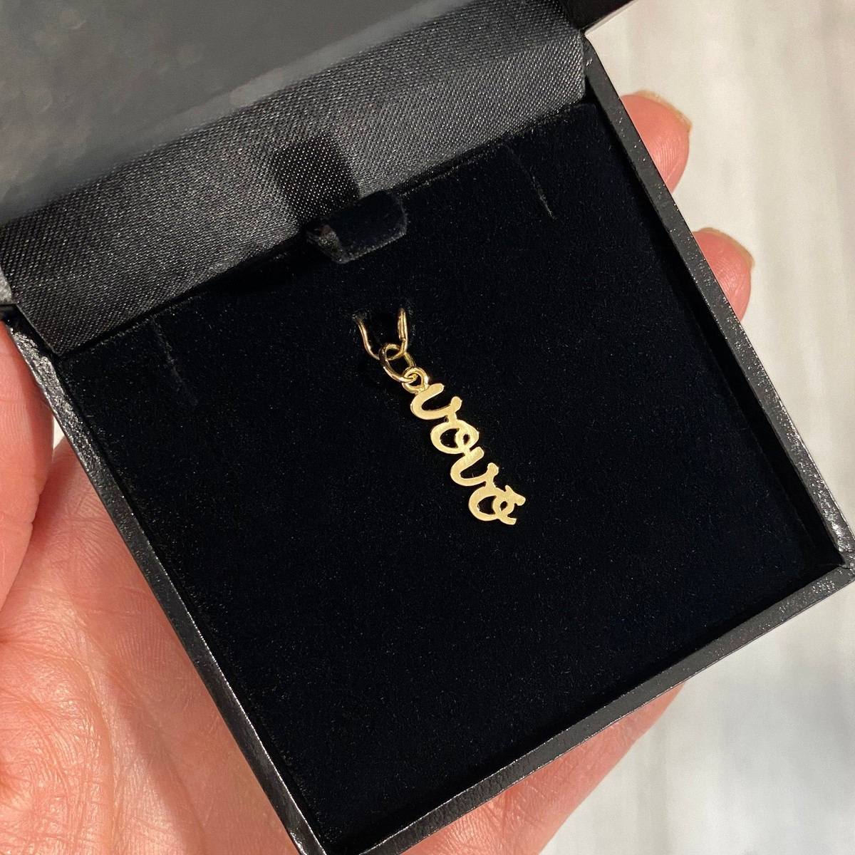 Pingente Palavra Vovó Ouro 18k