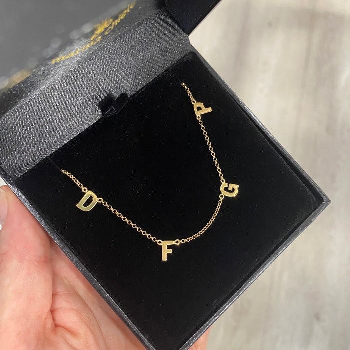 Pulseira Letras Ouro 18k