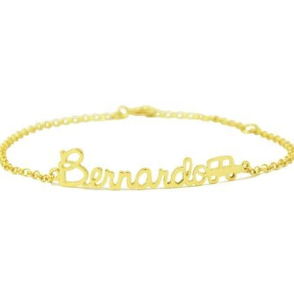 Pulseira de Ouro Infantil com Nome e Carrinho em fundo branco